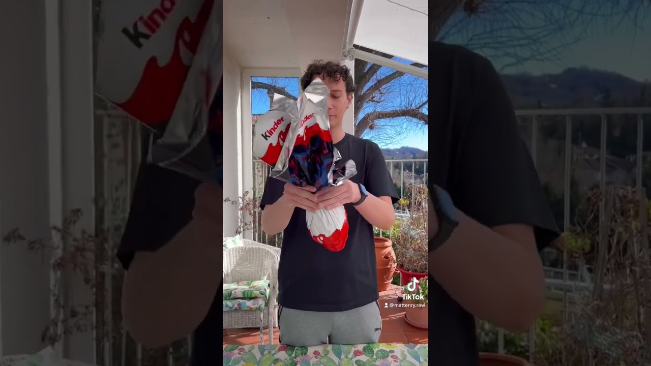 Watch Now VERO O FAKE come scoprire in anticipo la sorpresa delle uova di Pasqua 😱😱 #veroofake VERO O FAKE come scoprire in anticipo la sorpresa delle uova di Pasqua 😱😱 #veroofake