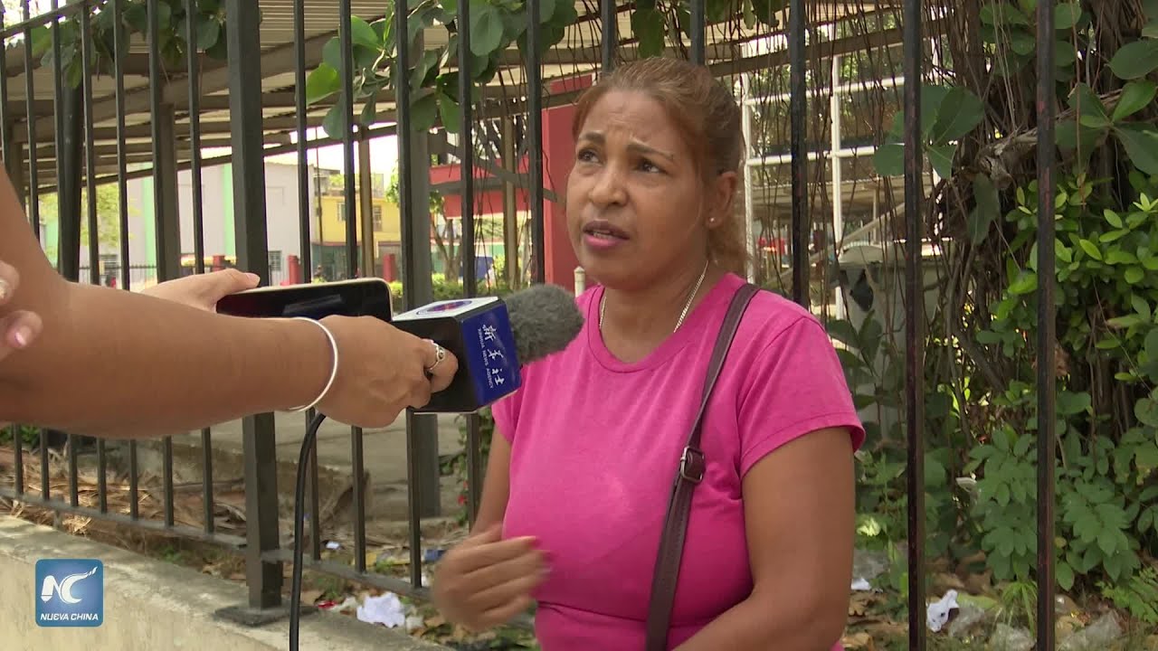 Triciclos eléctricos alivian el caos del transporte en Cuba ante la escasez de combustible