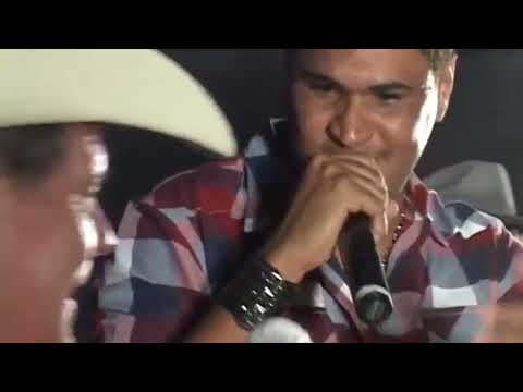 Hoje Está Fazendo Um Ano - Vone, Wanderley & Nhozinho part. Nando Moreno