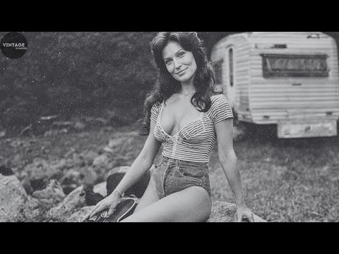 🎤 Hollywood’s Classic Rock Icons: Rare Photos From the 60s & 80s | Vintage Glimpses