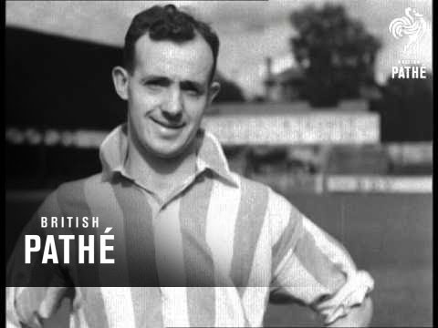 Famous Football Teams In Training No. 3 - Southampton (1934)