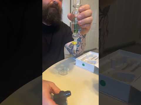 How To Use A Nectar Collector