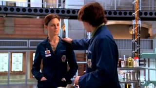 Bones S02E11 - Zack explains body language