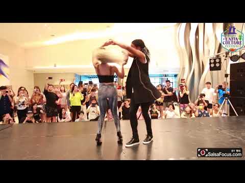 2018 Jeju Latin Culture Festival workshop  Gaby y Estefy