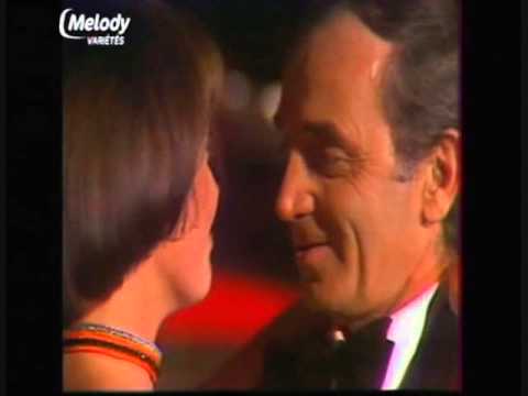 Charles AZNAVOUR et Mireille MATHIEU Slowly
