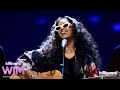H E R Performs Fate At The 2022 Billboard Women In Music Awards