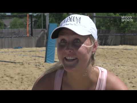 Above The Surface: Taryn Kloth | Midco Sports Magazine | 12/12/22