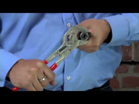 Pliers Wrench With roughened jaws video