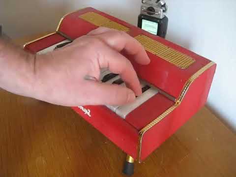 Bontempi Pianina P 201 reed organ 1950s