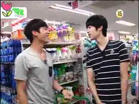 [110720] Woohyun and Sungyeol Girl Group Medley.