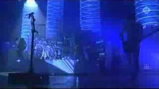 Download lagu Muse-Take A Bow(Live Lowlands 2006) mp3