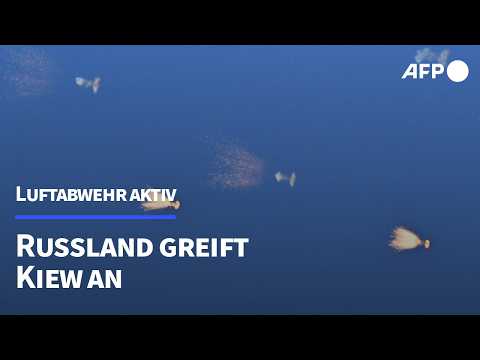 Video Thumbnail: Russland greift Kiew am helllichten Tag an | AFP