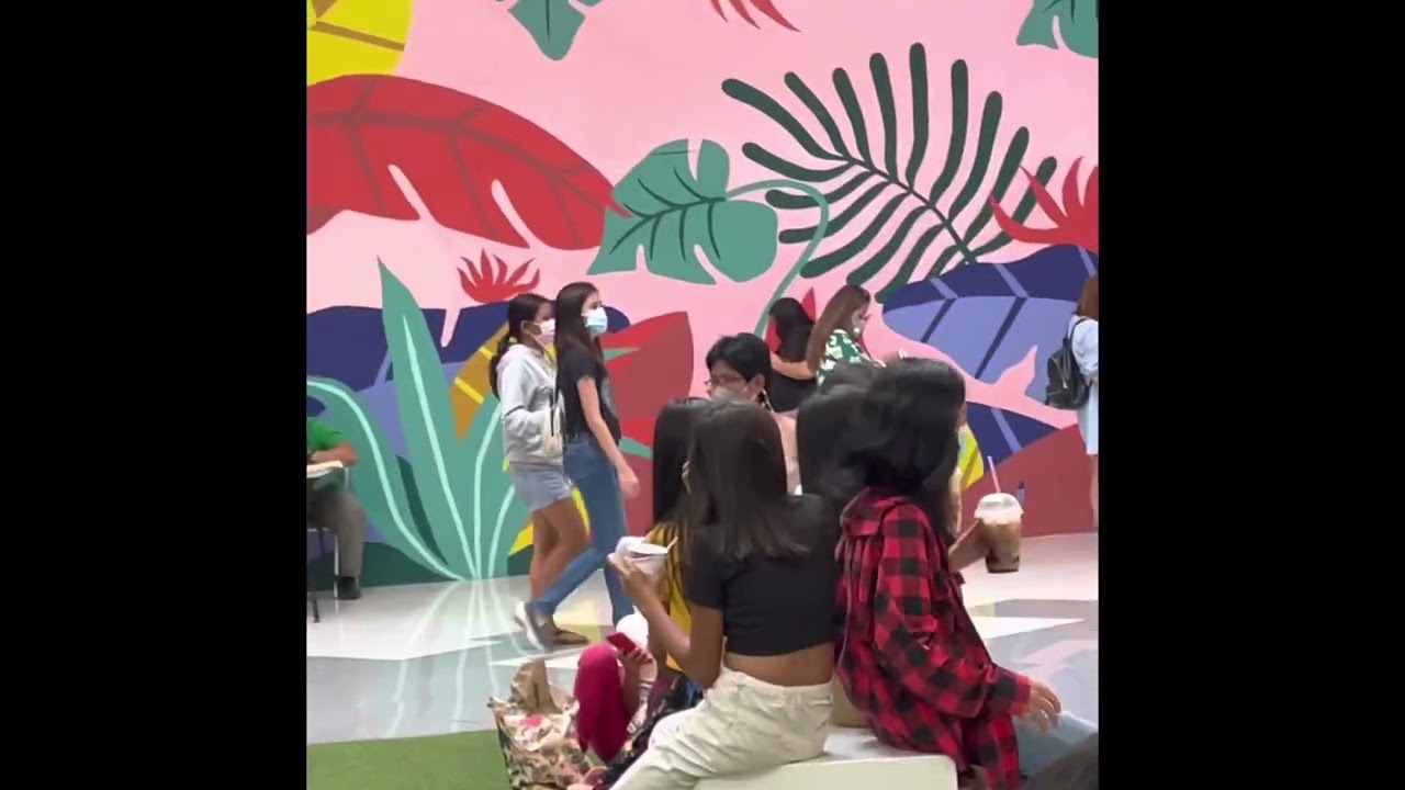 Vlog #286 - GUMAWA NG SARILING KWENTO SI KUYA | SM DOWNTOWN