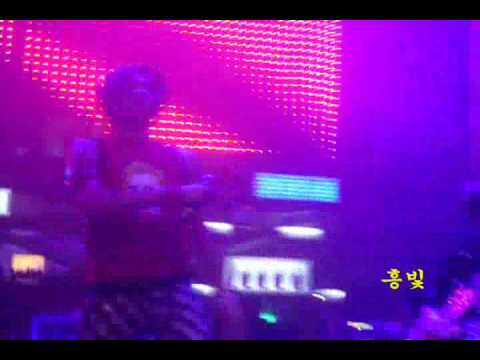 [Fancam] 090627 FT Island Singapore Showcase - 사랑을 보았나봐 (Audio Replaced)