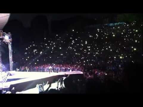 [FANCAM] 110513 2NE1 @ Yonsei University - Fire (Clip)