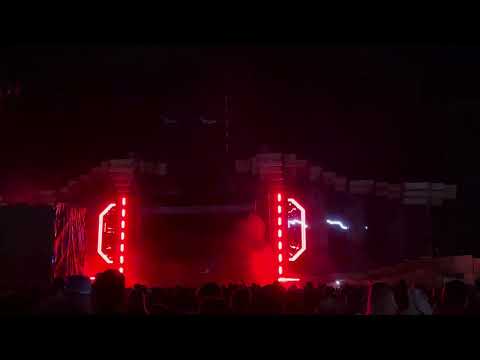 Eric Prydz playing Cirez D - ID // Beats For Love 2024