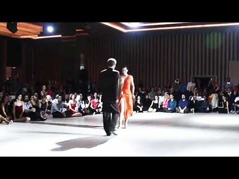  Laura Legazcue  and  Roberto Herrera  are  dancing  to  the  tango  "  Yuyo Brujo  "  by  Juan D'Arienzo  at  Istanbul Tango Ritual