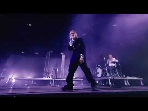School of X - Caroline (live at Roskilde Festival 2025)