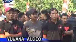 Download lagu REZA LAWANG SEWU RUJUK DANGDUT KOPLO KLASIK OM NEW PANTURA LIVE KLUWUNG TAMBAKROMO PATI 2015 mp3 Download lagu REZA LAWANG SEWU RUJUK DANGDUT KOPLO KLASIK OM NEW PANTURA LIVE KLUWUNG TAMBAKROMO PATI 2015 mp3