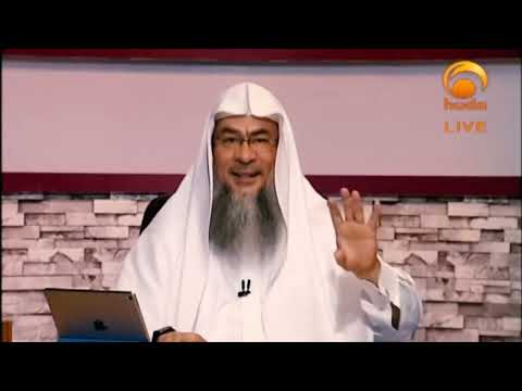 can i go for hajj or umrah before paying my debt  Sheikh Assim Al Hakeem #hudatv
