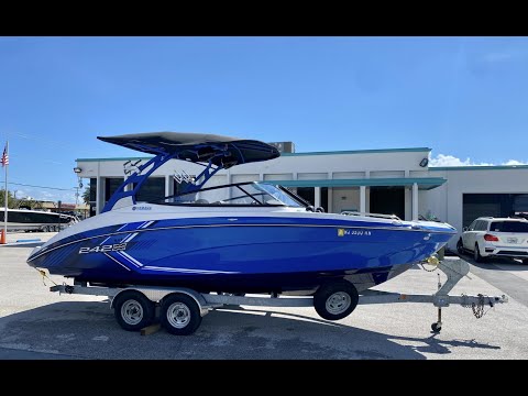 Yamaha Boats 242X video