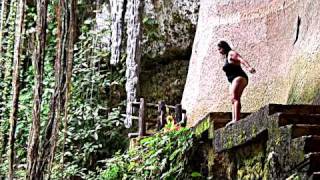 preview picture of video 'Ik Kil Cenote Sacred Blue Cenote, by Chichen Itza [HD]'