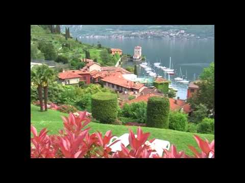 download lagu mp3 mp4 Ezeroto Komo Italia, download lagu Ezeroto Komo Italia gratis, unduh video klip Ezeroto Komo Italia