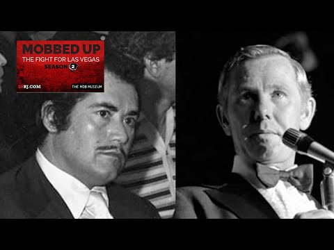 Wayne Newton vs. Johnny Carson | Mobber Up S2E4