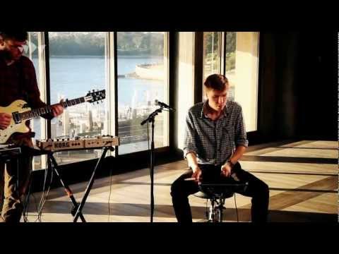 Seekae - '3' (Sunrise Session in the Utzon Room)