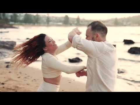 Jessica Lai & Peter Wright Beachside Brazilian Zouk Improvisation