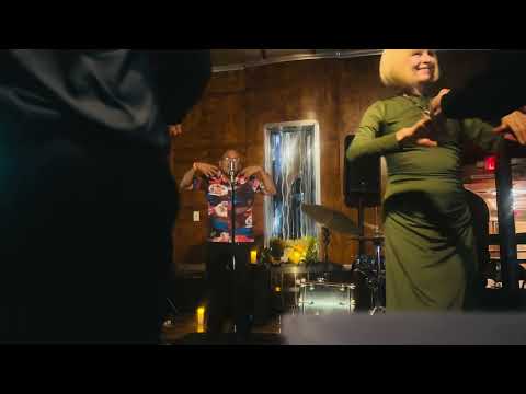 Play Video Youtube Video