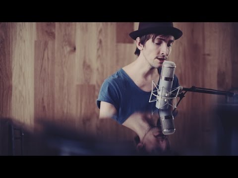 'The Barsel Sessions' - Song 1 - 'Vængjatak' by Helgi Jonsson