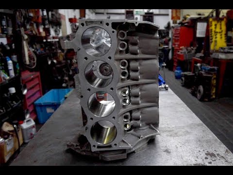 Matts Garage: Out with the old, Stripping the 3.5 V8 and machine shop work on the new 4.6 V8