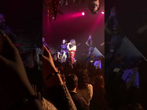 ANA GUERRA - Ni la hora (Gijón 20/12/2019)