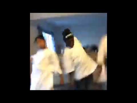 "iM vIbInG tO jETpaCK jOyrIdE" Stfu me and my 2 brain cells vibing to Air Attack HD part 1