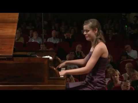 Halo! Tu kultura - artyści z wizytą w Wesołej - sezon 1, odcinek 2 - Justyna Kreft