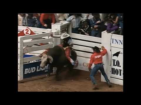 Adriano Moraes vs Dakota - 95 PBR Ft. Worth (85 pts)