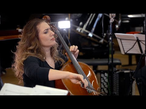 Sicilienne by Maria Theresia von Paradis for Violoncello and Strings