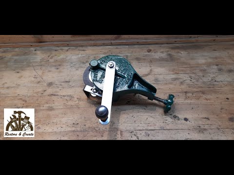 1920s Keystone Iron City- Hand Crank Grinder Restoration