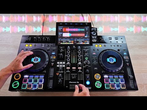 Pro DJ Plays Spotify Top 40 Mix on NEW RX3!