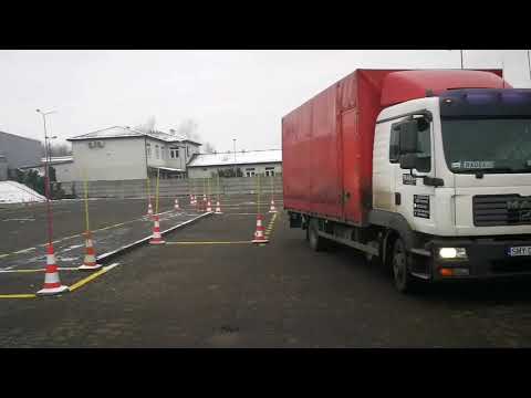 Parkowanie równolegle Word Częstochowa. OSK TRAKER