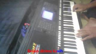 Download lagu MENUNGGU - Rhoma Irama Karaoke Yamaha PSR S750 mp3 Download lagu MENUNGGU - Rhoma Irama Karaoke Yamaha PSR S750 mp3