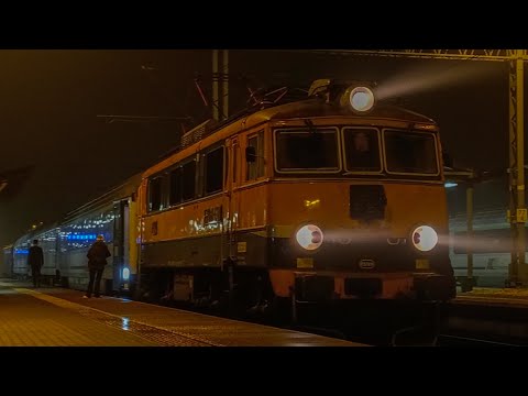 Odjazd EP08-001 z ZSW IC Bieszczady do Krakowa z Zagórza.  | Tarnów | 