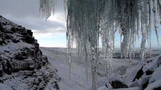 Kinder Downfall Frozen Waterfall