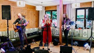 Tamara Stolzenberg &amp; Band