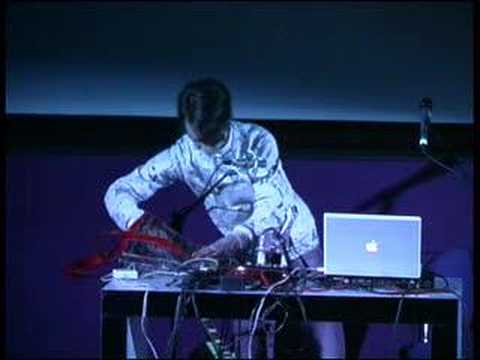 Leafcutter John Live at Lovebytes 2006