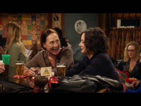 The Conners (Season1) – Tangled Up in Blue #1