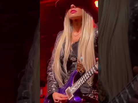 The Amazing Orianthi playing Santana’s Europa
