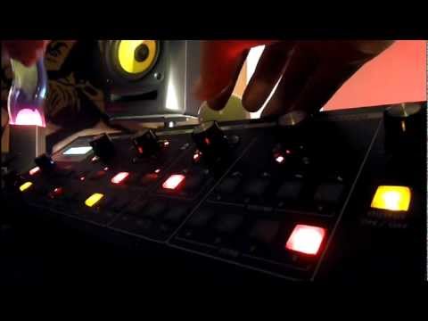 lucky one - Dragon Moog [Moog Slim Phatty]