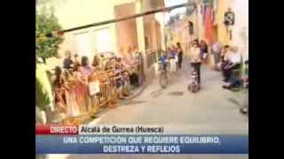 preview picture of video 'Carrera de cintas en las fiestas de Alcalá de Gurrea'